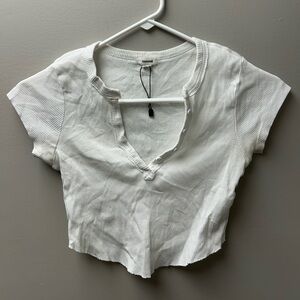 Garage Women’s White V Neck Cropped T Shirt